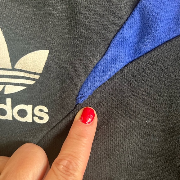 Adidas crew neck sweatshirt small - Picture 3 of 5